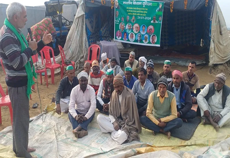 संभल: अंडरपास निर्माण को लेकर लड़ेंगे आर-पार की लड़ाई