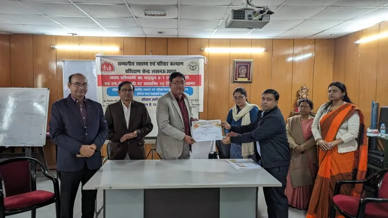 लखनऊ : प्रशिक्षण कार्यक्रम में बोले विशेषज्ञ - बच्चे के जीवन के शुरुआती 42 दिन बेहद महत्वपूर्ण