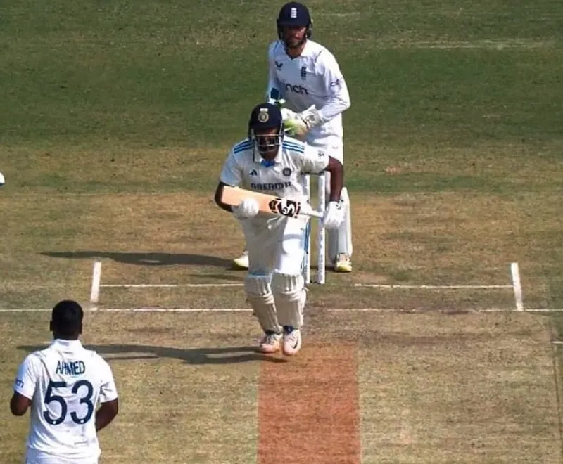 IND vs ENG 3rd Test : भारत पर लगी 5 रन की पेनल्टी, अश्विन की इस गलती के चलते अंपायर ने लगाई फटकार 