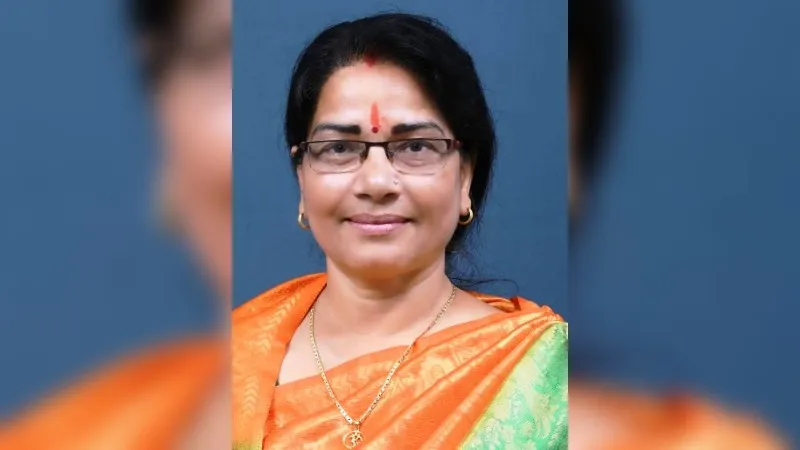 Banda: राजनीतिक लाभ के लिए महिला अस्मिता का सौदा कर रही TMC सरकार, BJP महिला मोर्चा  ने उठाई राष्ट्रपति शासन की मांग