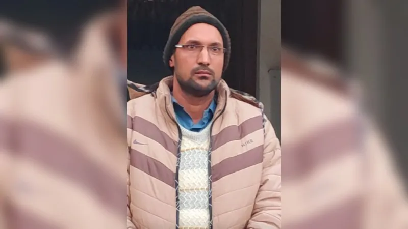 UP Police Exam 2024: हाईस्कूल की परीक्षा दोबारा देने के लिए उम्र कम करवा ली... पुलिस हिरासत में लेने पर संदिग्ध ने ये भी कबूला