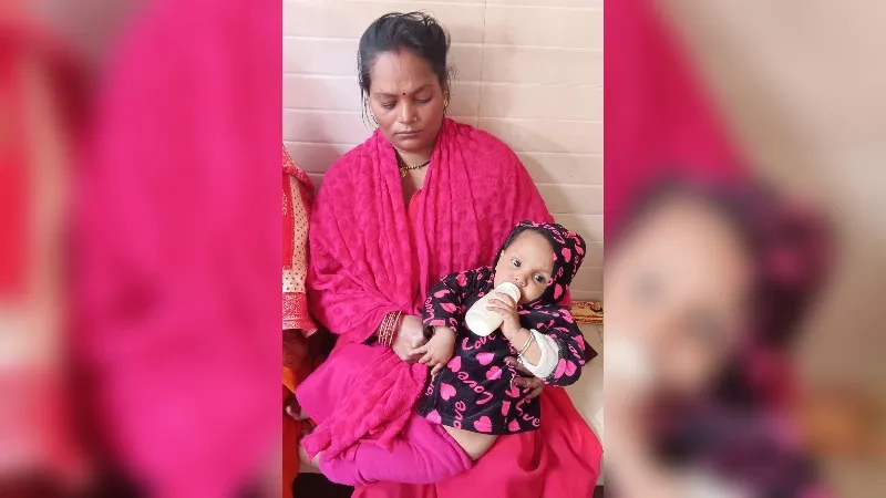 Kanpur Suicide: बेड पर बच्ची को बैठाकर मां ने फांसी लगाकर दे दी जान… नजारा देखकर लोगों के उड़ गए होश 