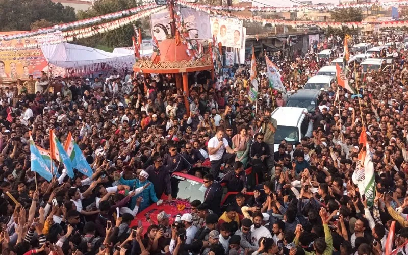 Sambhal News : राहुल गांधी बोले-मेड इन संभल और मेड इन मुरादाबाद हो आपका स्मार्टफोन 