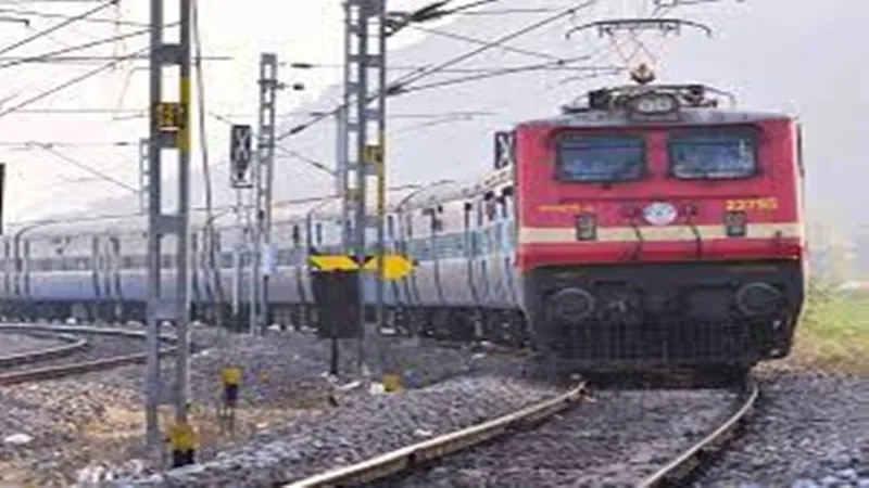 प्रयागराज: गोंदिया एक्सप्रेस लूट कांड में शामिल सपेरों की तलाश में जुटी आरपीएफ और जीआरपी