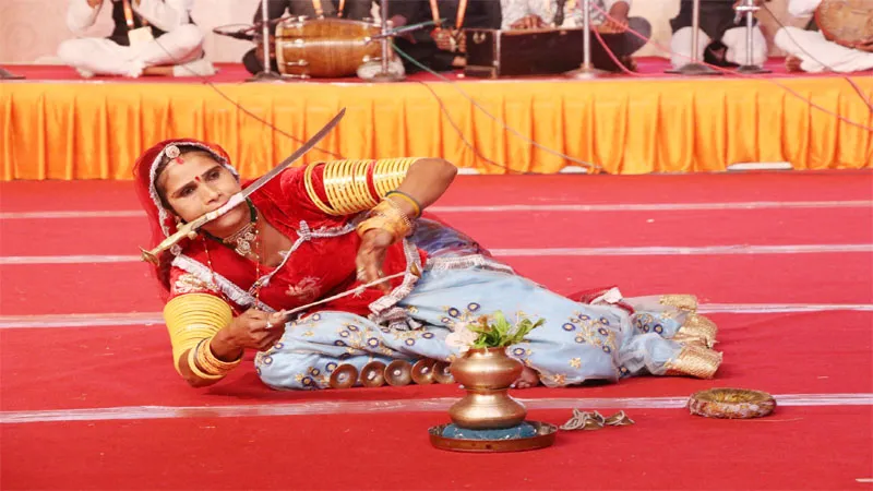 अयोध्या: राजस्थान के रंग में रंगा रामोत्सव, राम भजनों पर खूब झूमे श्रद्धालु