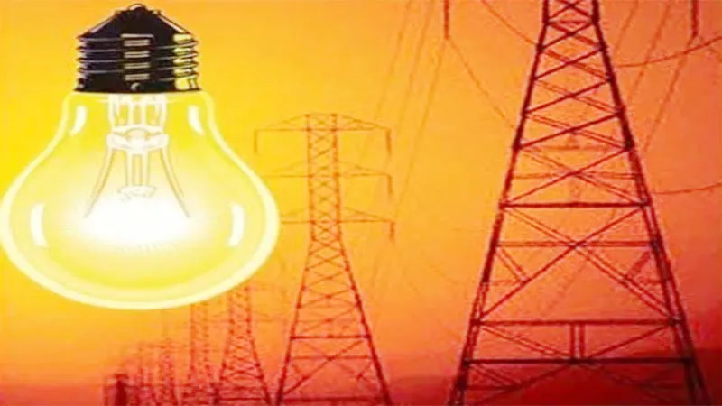 हरदोई: 24 घंटे से बिजली को तरसे बिलग्रामवासी, 'ब्लैक आउट' से कारोबार हुआ चौपट, कारखाने पड़े ठप!