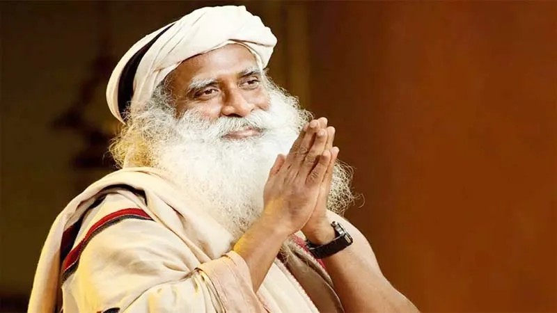 अयोध्या पहुंचे आध्यात्मिक गुरु सद्गुरु जग्गी वासुदेव, किया रामलला का दर्शन पूजन