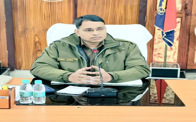 आपराधिक वारदातों को खत्म करने को बढ़ाएं रात्रिगश्त, अपराधियों की खोलें हिस्ट्रीशीट: एसपी