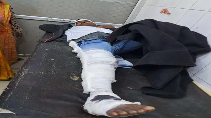 सुलतानपुर: सफाईकर्मी को पहले पीटा फिर चढ़ा दी बोलेरो, हालत गंभीर, लखनऊ ट्रॉमा सेंटर रेफर, हड़कंप