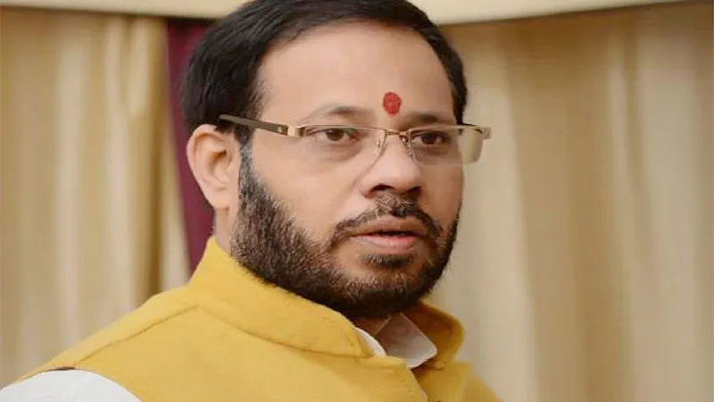 लखनऊ: पीएनबी मेटलाइफ इंडिया इंश्योरेंस कम्पनी का मैनेजर बन जालसाज ने सपा विधायक को लगा दिया लाखों का चूना!