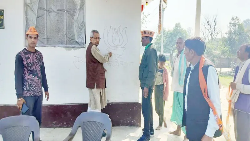मोदी राज में आगे बढ़ रहा देश, सभी को मिल रहीं सुविधाएं: लोकतंत्र सेनानी