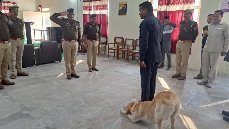 एटा: मासूम से दुराचार करने के बाद हत्या करने वाले आरोपी को पुलिस ने किया गिरफ्तार, डॉग 'राजा' ने ढूंढ निकाला शव