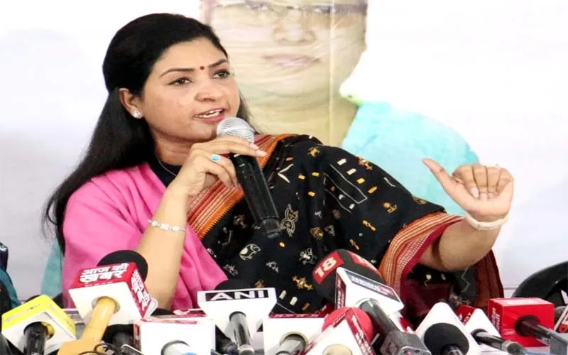 अलका लांबा ने बीजेपी पर किया जोरदार हमला, कहा- बेटी बचाओ का नारा देकर अपराधियों को बचाती है भाजपा!