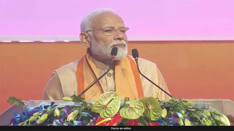 जीबीसी-4.0 में बोले पीएम मोदी, जनता को 100% लाभ देना ही सच्चा सेक्युलरिज्म, देखें videos-photos...