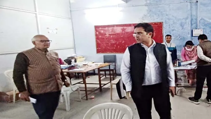 UP Board Exam 2024: प्रयागराज में बने सबसे ज्यादा परीक्षा केंद्र, आठ हजार केंद्रों पर 55 लाख परीक्षार्थी देंगे EXAM