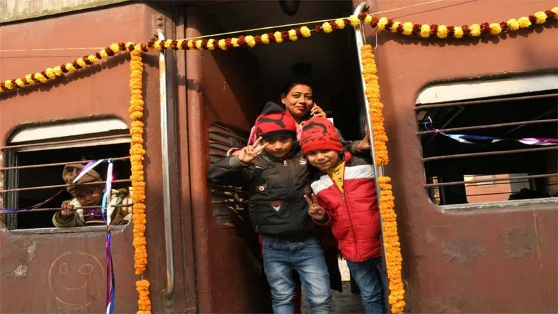 बहराइच: नानपारा से मैलानी के लिए शुरू हुई पैसेंजर ट्रेन