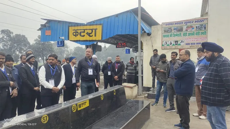 गोंडा: बिहार से 1100 श्रद्धालुओं को लेकर रामनगरी आ रही आस्था एक्सप्रेस, डीआरएम करेंगे स्वागत