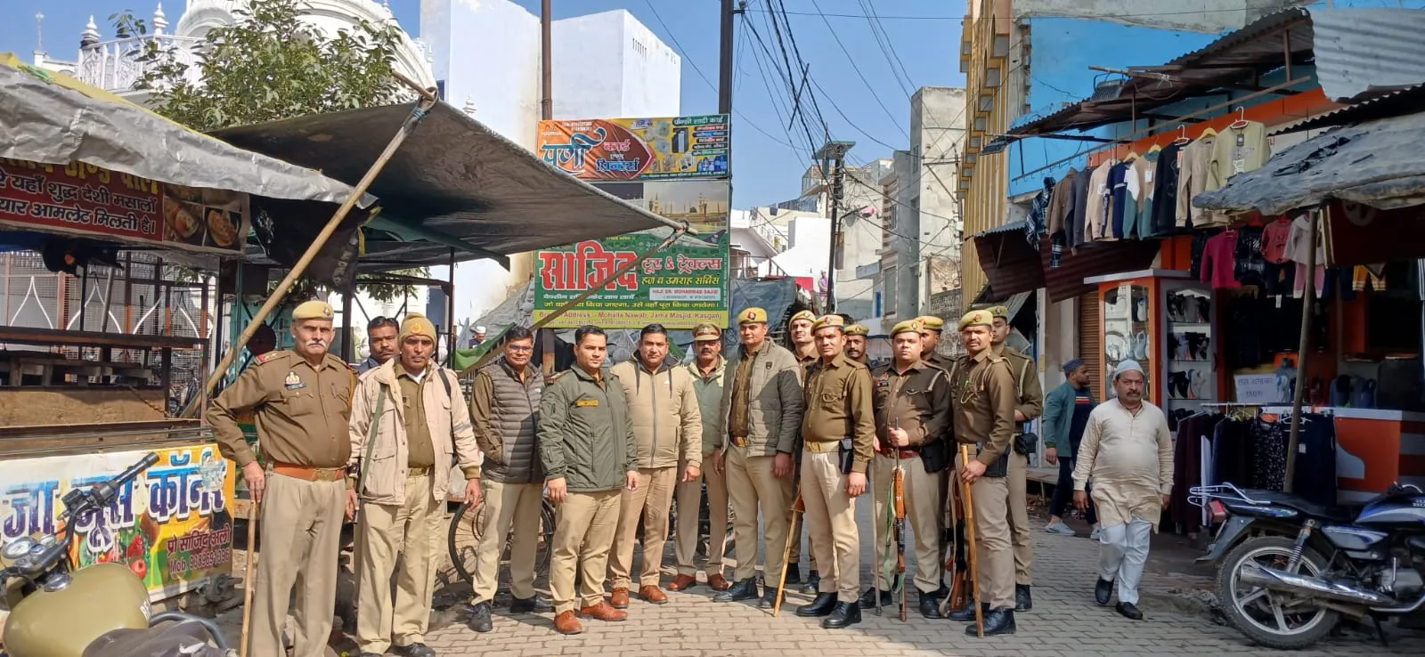 कासगंज: ज्ञानवापी मामले को लेकर जिले में बरती गई सतर्कता, पुलिस ने जिले भर में किया पैदल मार्च
