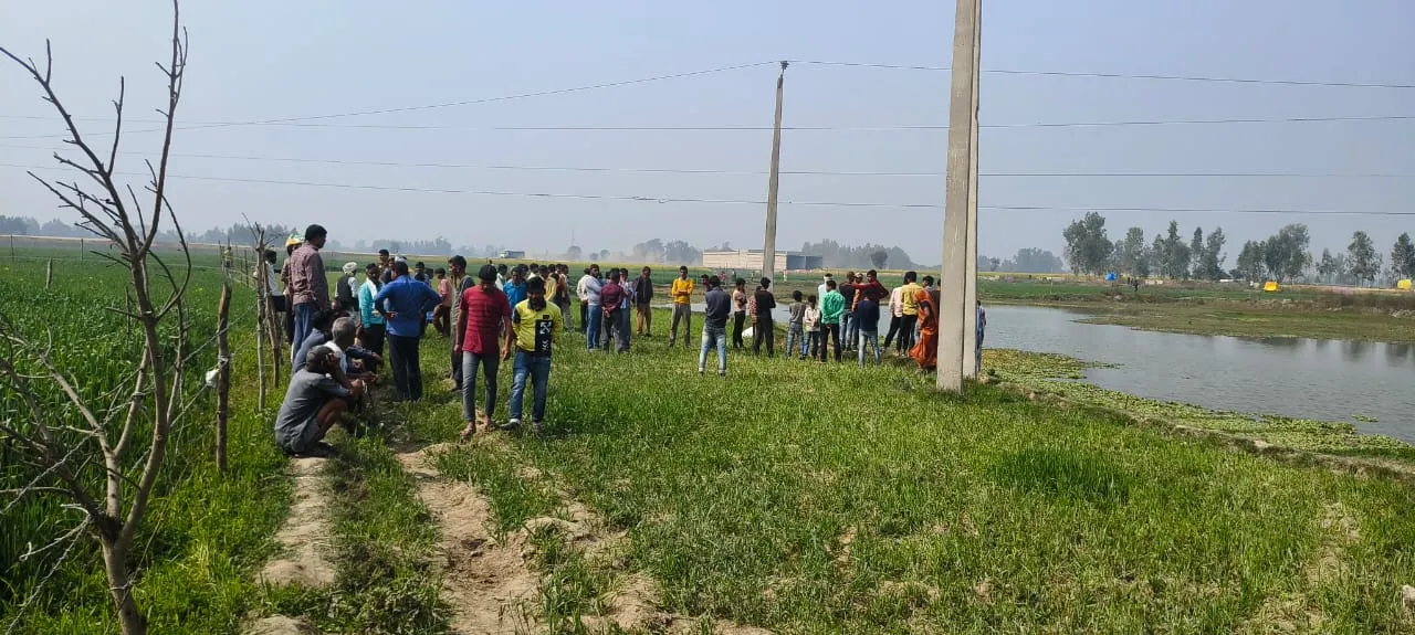 Shahjahanpur News: बिजली की हाइटेंशन लाइन की चपेट में आकर जिंदा जला बुजुर्ग, दर्दनाक मौत