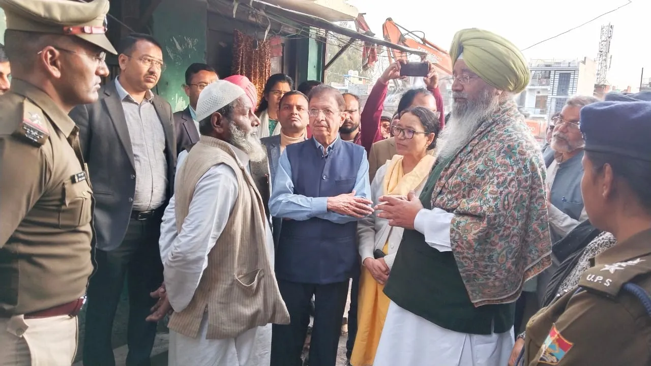 हल्द्वानी: ...बस हमें अब अमन और चैन चाहिए...राष्ट्रीय अल्पसंख्यक आयोग के अध्यक्ष ने किया मलिक का बगीचा का दौरा