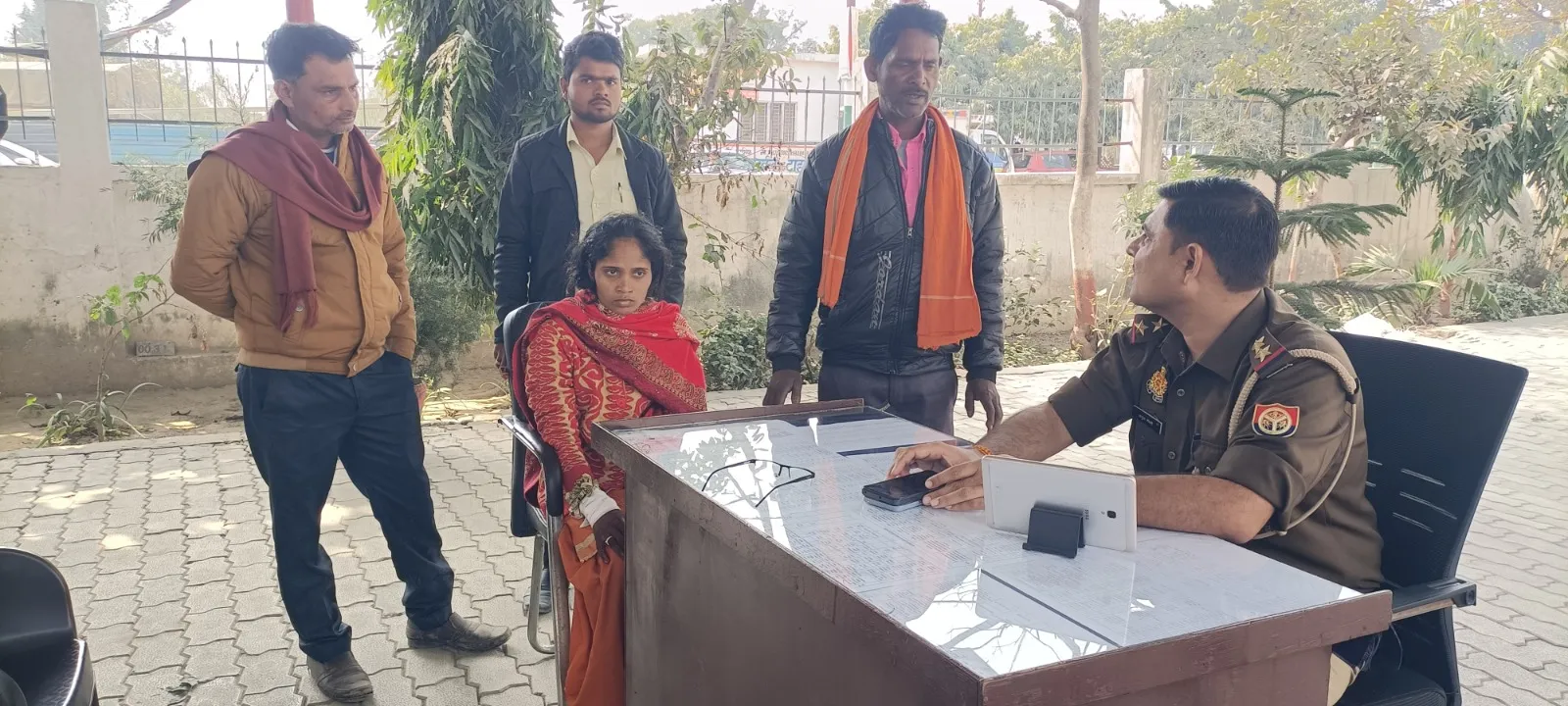 शाहजहापुर: बारातियों के हमलावरों के घर पुलिस ने दी दबिश, सभी आरोपी फरार