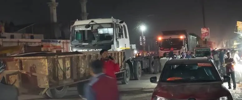 पीलीभीत: शादी की डेट तक बरामद होगी युवती, एसओजी रवाना...फिर 3 घंटे बाद खुला जाम