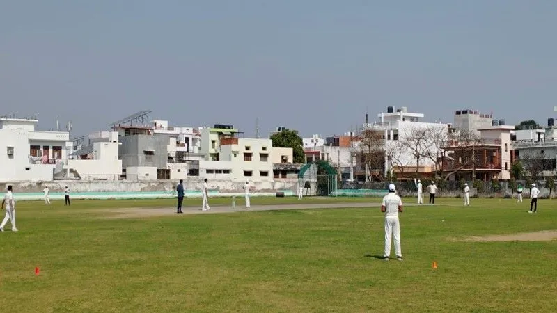 मौत को मात देकर जीती जिंदगी की बाजी, अब क्रिकेट के मैदान में दिखा रहे दम, देखिए किडनी फेल्योर के बाद भी जीने का उत्साह...