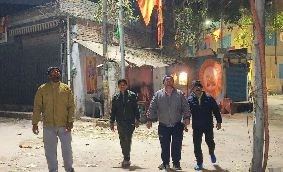 Bareilly News: शहर में बिजली चोरी पकड़ने के लिए तड़के ताबड़तोड़ छापेमारी