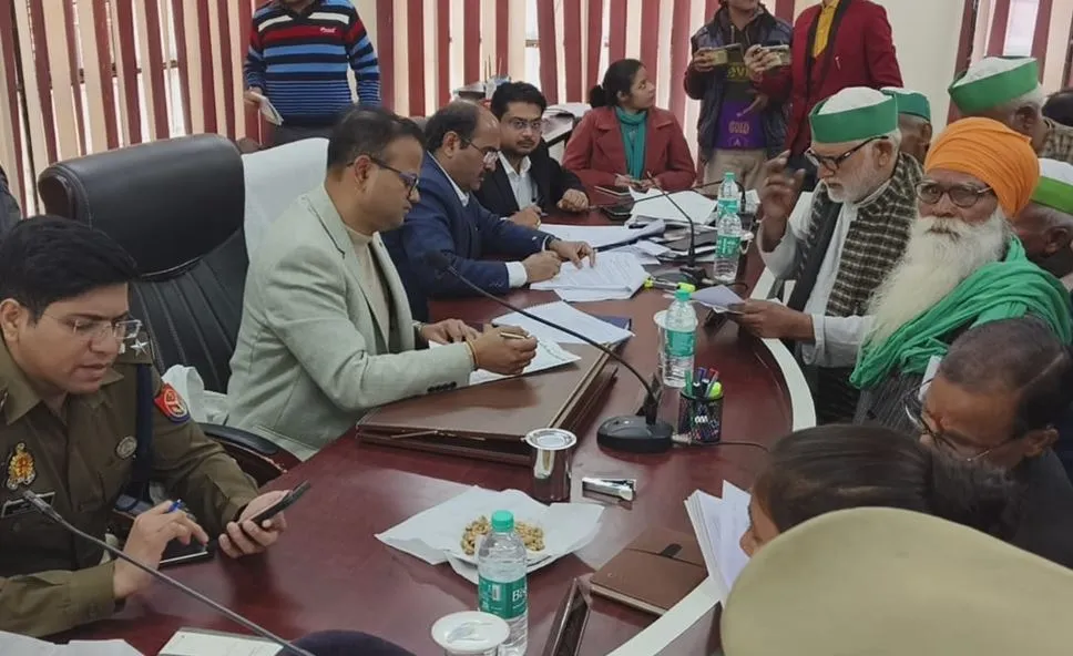 बरेली: जगह और मुआवजा मिलने से पहले नहीं उजड़ेगी महावटों की बस्ती