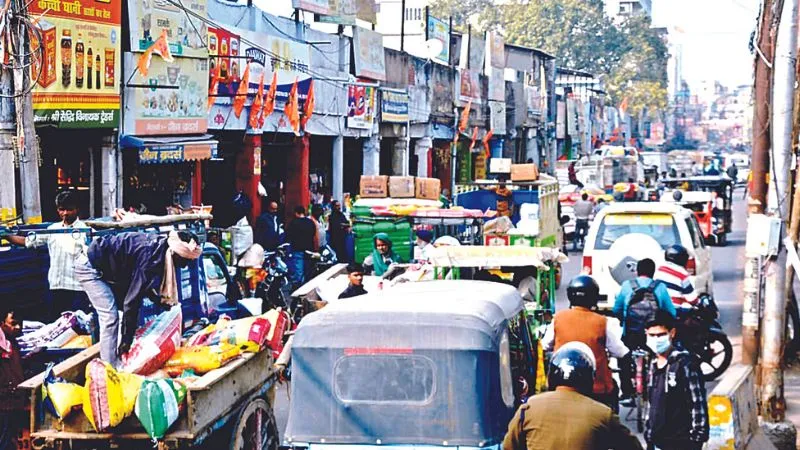 Kanpur: खड़खड़े व ई-रिक्शों से बर्बाद हुई हालसी रोड व नई सड़क; तमाम प्रयासों के बाद भी रोजाना लगता भीषण जाम... 