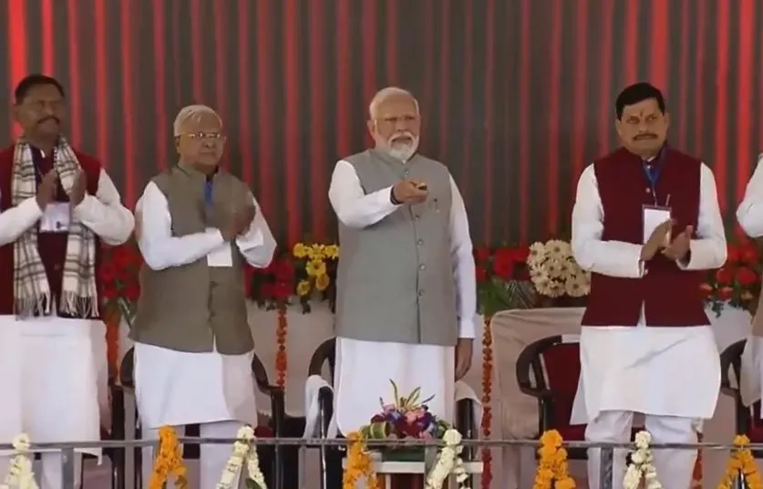PM मोदी ने मध्य प्रदेश को दी सौगात, 7,550 करोड़ रुपये की विकास परियोजनाओं का किया उद्घाटन और शिलान्यास