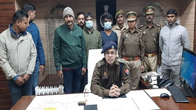 लखनऊ : छत्तीसगढ़ से लखनऊ जा रहा पांच करोड़ रुपये कीमत का गांजा बरामद 