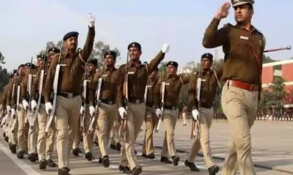 जम्मू-कश्मीर: पुलिस कांस्टेबल के 4 हजार से अधिक रिक्त पदों को भरने के लिए भर्ती प्रक्रिया शुरू 