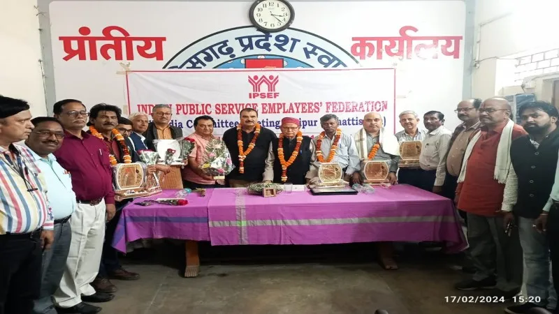 लखनऊ: देशव्यापी आंदोलन की तैयारी, 6 मार्च को कर्मचारी करेंगे सत्याग्रह