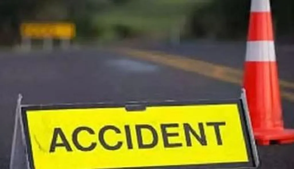 Shahjahanpur News: ढाई घाट मेले में ट्रैक्टर-ट्रॉली से दबकर मासूम की मौत, परिवार में मचा कोहराम 