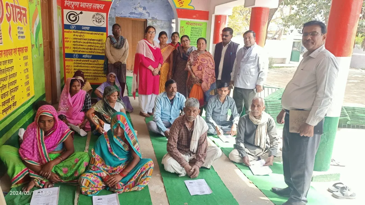 शाहजहांपुर: नव साक्षरों ने दिखाया जज्बा, परीक्षा देने को पहुंचे 2846 नव साक्षर