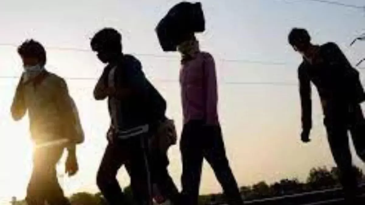 गरमपानी: वन पंचायत सरपंच से 12 हजार रुपये लेकर चार श्रमिक फरार