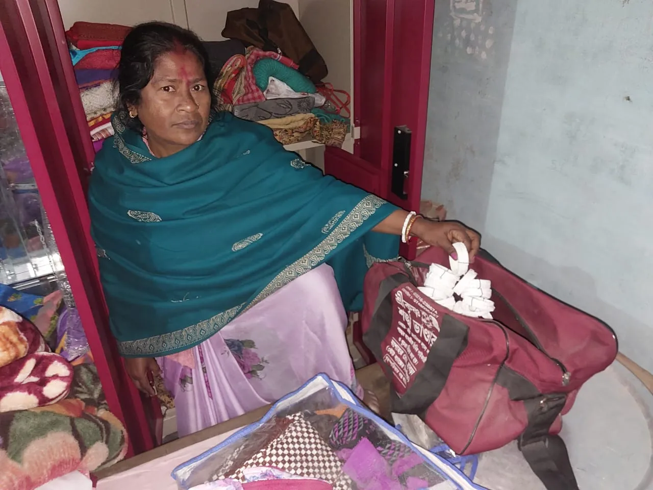 रुद्रपुर: ट्रांजिट कैंप इलाके में बंद मकान में हुई लाखों की चोरी, नकदी सहित तीन लाख के जेवरात साफ