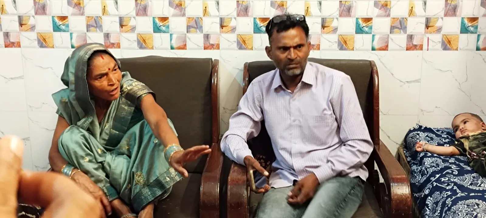 बदायूं: सही जांच नहीं हुई तो आत्महत्या कर लूंगा और सबको जला दूंगा, खुलासे पर पिता ने उठाए सवाल