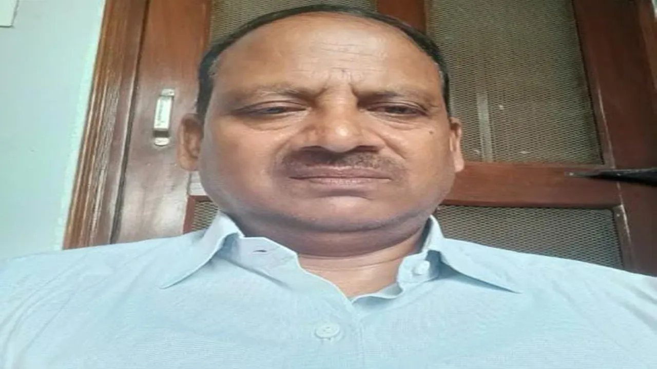 गोंडा: निलंबन रद्द, मनकापुर के बीईओ बने ध्रुव कुमार जायसवाल, घोटाला उजागर करने पर हुए थे साजिश के शिकार