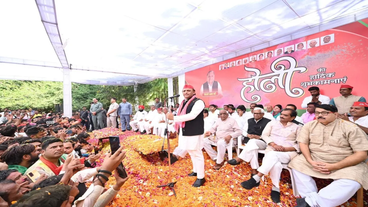 जेएनयू छात्र संघ चुनाव में ‘पिछड़े, दलित और अल्पसंख्यक वर्ग’ की जीत :अखिलेश यादव 