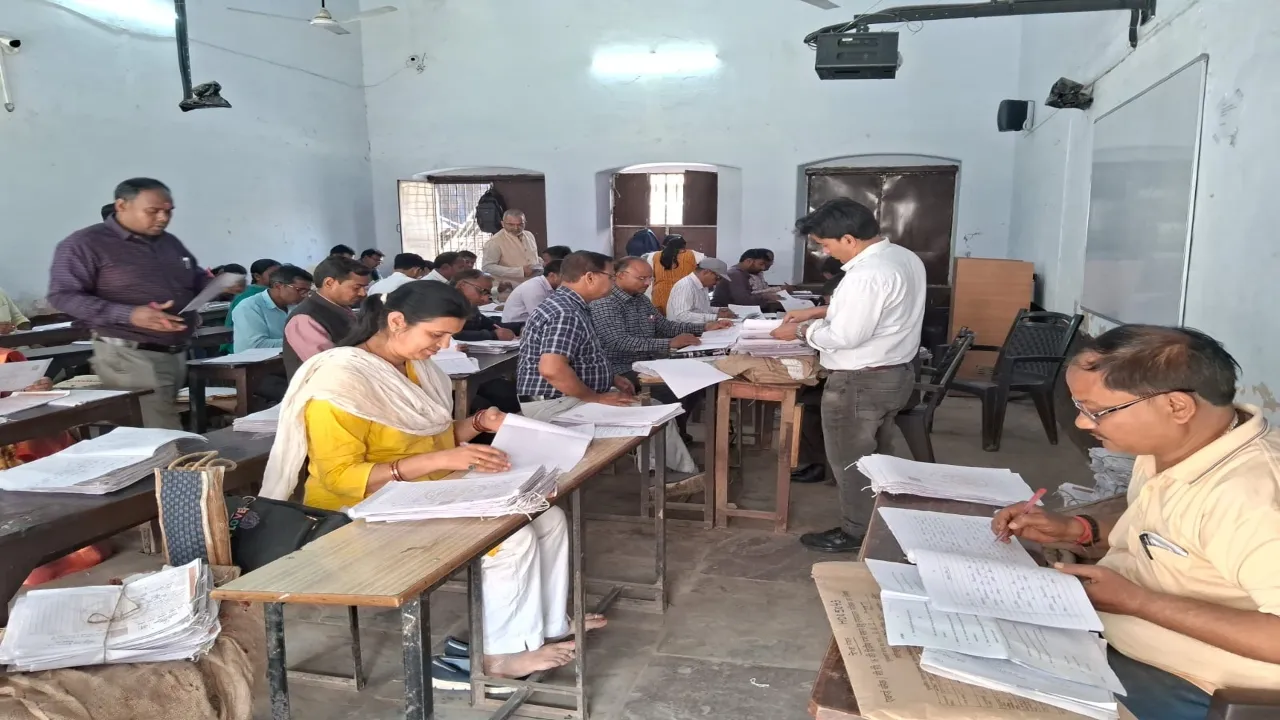 यूपी बोर्ड परीक्षा: प्रदेश के 56 मूल्यांकन केंद्रों पर मूल्यांकन कार्य हुआ पूरा, 91 फीसदी के करीब जांची गई कॉपियां 