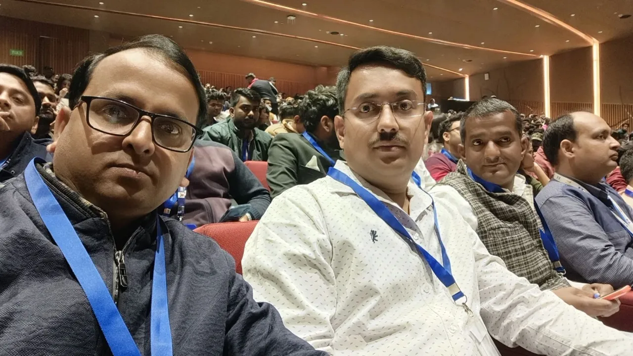PM मोदी से संवाद में हरदोई के सोशल मीडिया इंफ्ल्युएंसर भी किये गए आमंत्रित, सीखे टिप्स  