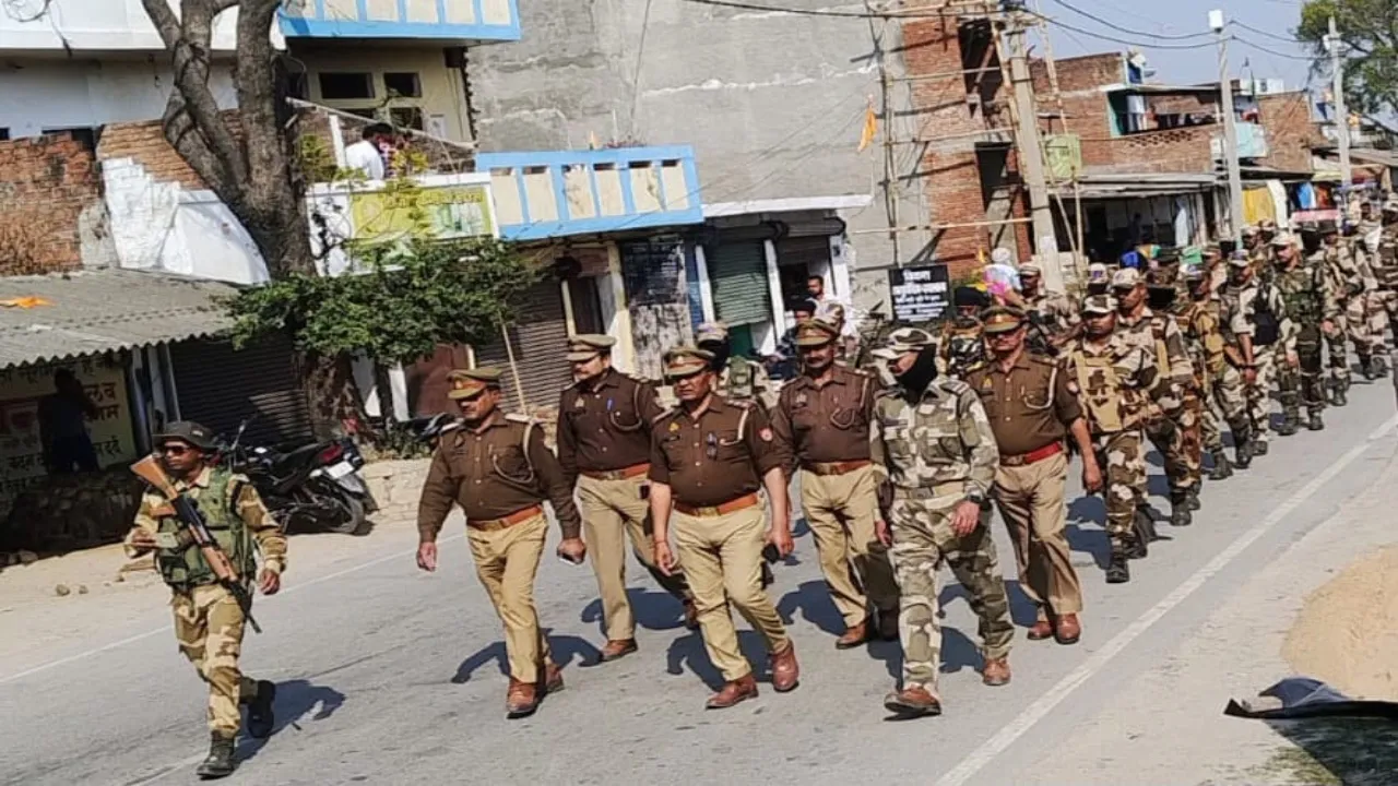 CAA लागू होने के बाद अयोध्या में सुरक्षा बलों ने किया फ्लैग मार्च 