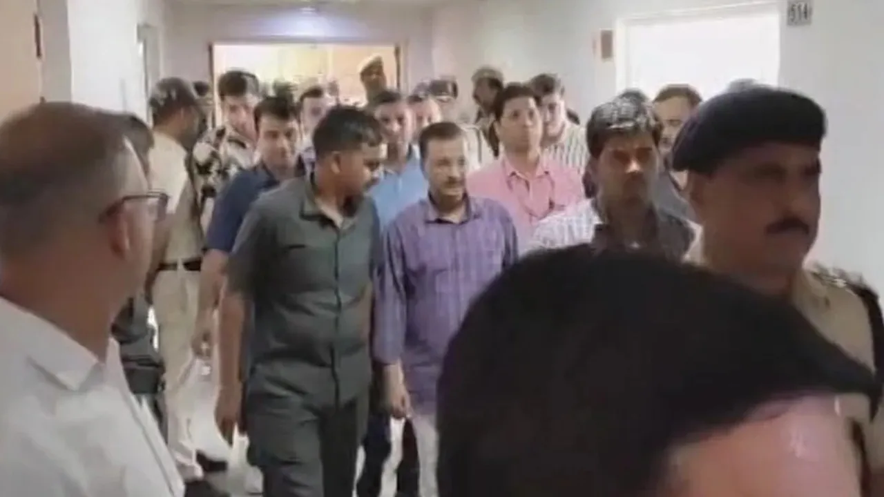 अयोध्या: सरकार की तानाशाही का प्रतीक है केजरीवाल की गिरफ्तारी, वामदलों ने की कड़ी भर्त्सना 