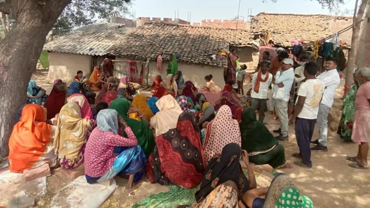 प्रयागराज: हैदराबाद से घर लौटे दो युवकों की मौत, काम कराने वाले पर लगा गंभीर आरोप  