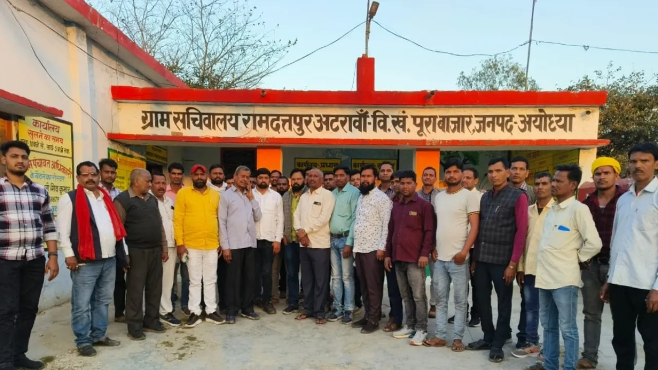 अयोध्या: किसानों की पंचायत में तय हुई आर-पार की लड़ाई, अब हाई कोर्ट की तैयारी