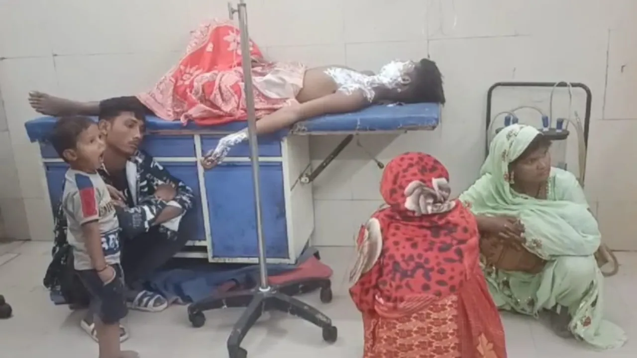 बहराइच: मुंह में पेट्रोल डालकर आग निकालने का तमाशा पड़ा भारी, झुलसा युवक 