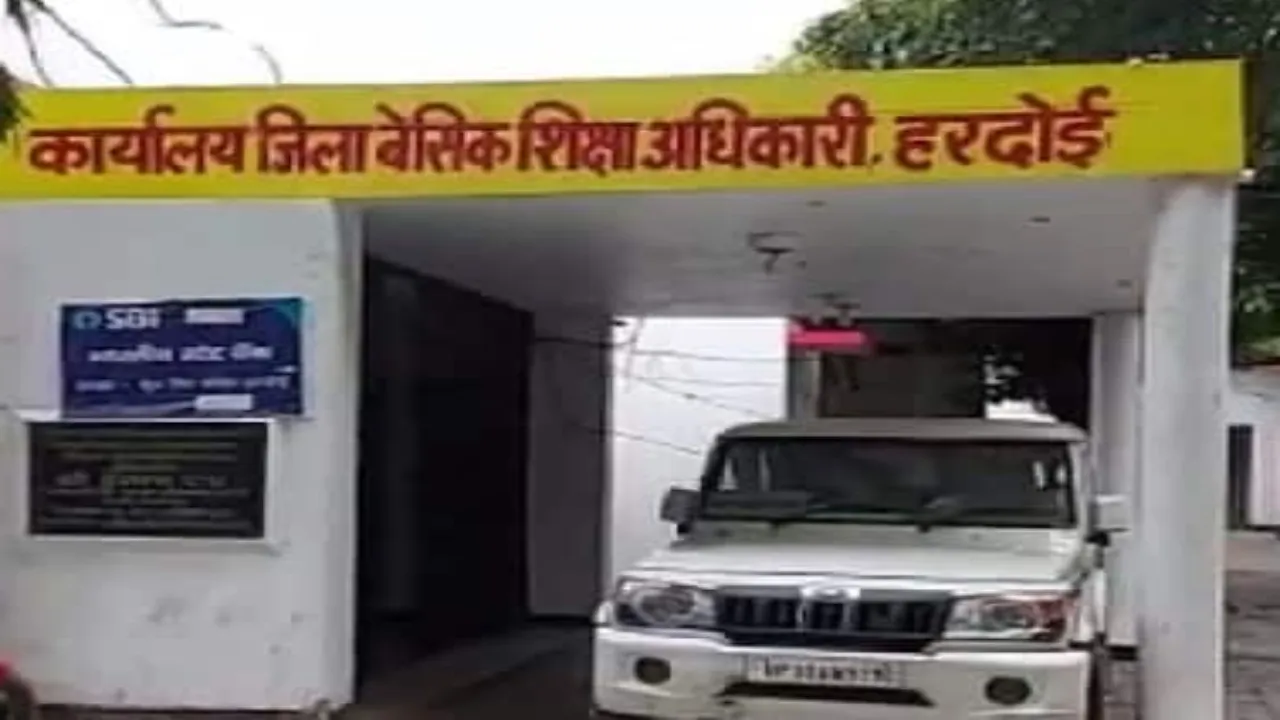 शिक्षकों के वेतन रोकने की कार्रवाई पर लगाई गई रोक, जानिए क्या है पूरा मामला 