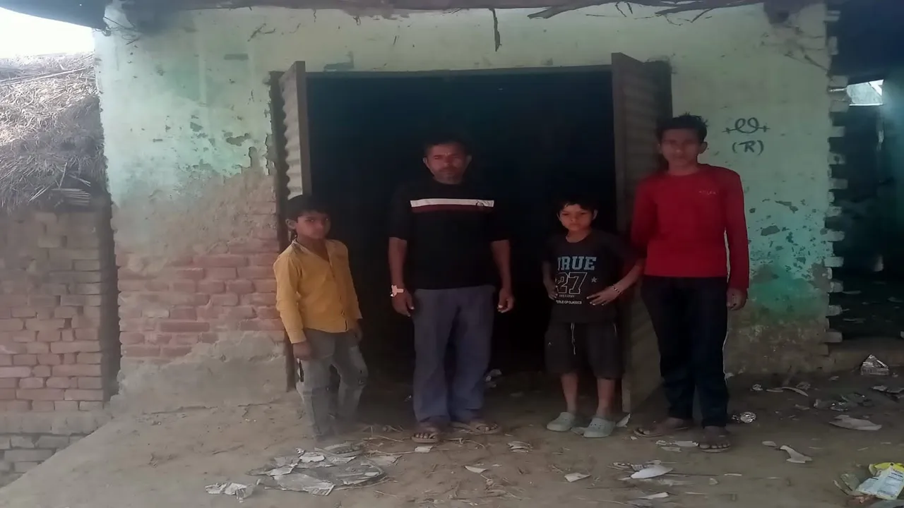 बहराइच: पिकअप में लाद ले गए बकरे और बकरियां, पीड़ित ने थाने में दी तहरीर